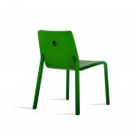 mitab layer -  Layer is een lichtgewicht en functionele houten stoel. De unieke productiemethode waarbij twee lagen worden gecreëerd.